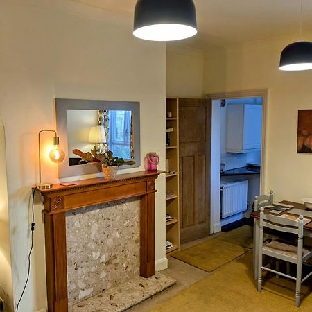 Apartment With Outside Patio And Car Space Durham Extérieur photo